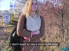 Amateur, Sucer une bite, De plein air, Public, Chatte