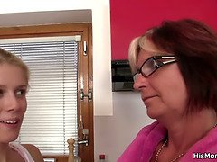 Blondine, Lækker, Ældre lækkre kvinde, Lesbisk, Ældre kvinde, Mor jeg gerne vil kneppe, Mor, Teenager