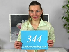 Veľký zadok, Veľké péro, Péro, Na psíka, Prirodzené prsia, Hanblivá, Teenka, Kozičky