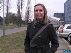 Leie, Blasen, Auto, Hundestellung, Im freien, Pov, Öffentlich, Muschi