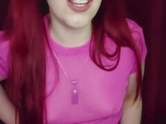 Your Model Stepcousin Knows She Gives You a Hard-on and You Get Horny with Her Photos (in Spanish)