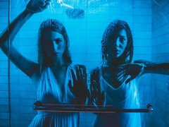 Blondi, Spermashotti, Takaapäin, Itsetyydytys, Pillu, Tatuointi, Teini, Kolmen kimppa