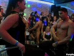 Amatør, Rumpe, Brunette, Cfnm, Påkledd, Dansing, Fest, Pupper