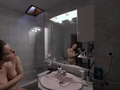 18, Kúpeľňa, Brunetka, Európskej, Drobunké, Sólo, Teenka