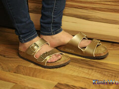 素人, 足フェチ, ジーンズ, 淫乱熟女, ナイロン, 穴開きパンティ, 一人