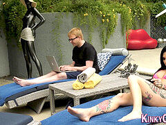 Pauzão, Corno manso, Facial, Mulher dominante, Chupar, Tatuagem