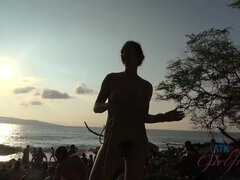 Amateur, Cul, Plage, Gros seins, Brunette brune, Poilue, Piercing, Nénés