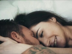 Sypialnia, Duży tyłek, Obciąganie, Brunetka, Styl na pieska, Naturalne cycki, Nastolatki, Cycki