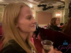 Enthousiasteling, Grote kont, Blond, Vriendin, Klein, Kut duiken, Geschoren, Tieten likken