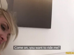 Nana, Gros seins, Blonde, Sucer une bite, Gorge profonde, Doigter, Embrassement, Chatte