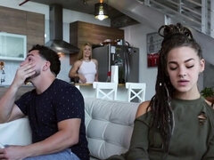 Bambino, Tette grandi, Fratello, Schizzo di sborra, Facciale, Hardcore, Pornostar, Sorella