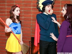 Culo grosso, Grande cazzo, Tette grandi, Pompino, Da dietro, Donna donna uomo