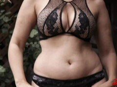 Hot Cougar Julia Ann Gets Banged Hard on Bed