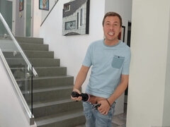 Enthousiasteling, Blond, Pijpbeurt, Hondjeshouding, Sperma in gezicht, Hd, Natuurlijke tieten, Tatoeage