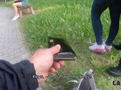 Isot tissit, Suihinotto, Ruskeahiuksinen, Fetissi, Itsetyydytys, Luonnolliset tissit, Pillu, Teini