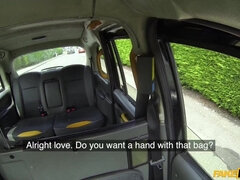 Stora tuttar, Bystig, Bil, Fingering, Hardcore, Hd, Milf, Rimjobb