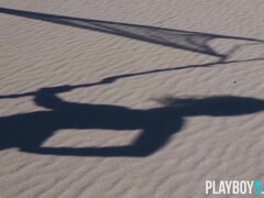 Culo, Culo grosso, Brunetta, Europea, All'aperto, Softcore, Solo, Tette