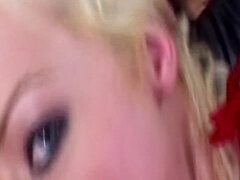 Grote kont, Grote mammen, Blond, Pijpbeurt, Bruinharig, Dubbele penetratie, Vingeren, Orgie