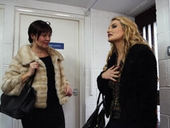 Analny, Duże cycki, Blondynka, Obciąganie, Styl na pieska, Podwójna penetracja, Hardcore, Hd