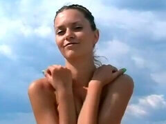 Amatoriale, Grande cazzo, Da dietro, Tette naturali, Rasata, Magra, Ragazza, Tette