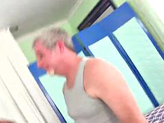 Aziatisch, Mooie dikke vrouwen, Grote mammen, Mollig, Masseren, Tieten likken, Speelgoed