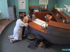 Leie, Blasen, Arzt, Handjob, Lecken, Büro, Uniform, Spanner