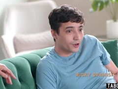 Большие сиськи, Грудастые, Семья, Милф, Мамочка, Испанки, Мачеха, Табу