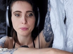 Femme dominatrice, Humiliation