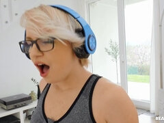 Popó, Szőke, Pénisz, Tini, Begyek