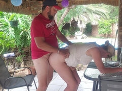 Leie, Grosser arsch, Blasen, Besamung, Fingern, Hausfrau, Im freien, Ehefrau