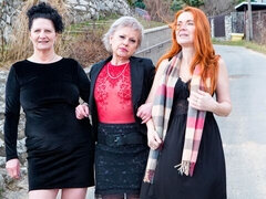 Amatør, Stor røv, Store bryster, Fetish, Hjemmelavet, Ældre kvinde, Mor jeg gerne vil kneppe, Trekant