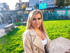 Grosser arsch, Grosser schwanz, Grosse titten, Blasen, Hundestellung, Milf, Pov, Titten