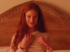 18 χρονον, Ερασιτέχνης, Μεγάλα βυζιά, Μαλακία με το δάχτυλο για γυναίκες, Αυνανισμός, Κοκκαλιάρης, Μόνος, Έφηβος