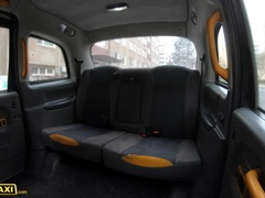 Χύσιμο, Κούκλα, Θηλυκός, Πρώτου προσώπου, Δημόσιο, Πραγματικότητα, Ξυρισμένη, Έφηβος