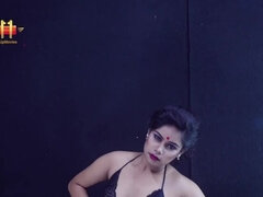 Amateur, Lingerie, Masturbation, Chatte, Rasée