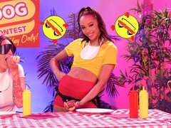 Большая жопа, Поцелуи, Лесбиянка, Лизание, Мастурбация, Киски, Бритые, Молоденькие