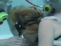 Velké kozy, Kuřba, Stříkání spermatu, Honění, Hd, Bazén, Švédská rojka, Pod vodou