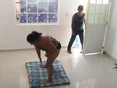 18 años, Culo grande, Mamada, Gordita, Corridas, Corridas faciales, Latina, Sexo fuerte