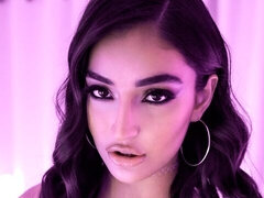 Anál, Velký zadek, Brunetka, Honění, Masturbace, Vyholené, Teenka, Hračky