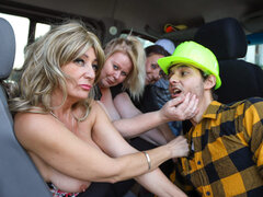 Velké kozy, Blondýna, Kuřba, Hd, Masturbace, Přírodní prsa