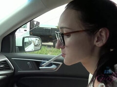 Amateur, Mamada, Novia, Gafas, Pequeña, Pov, Fumando, Tetas