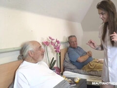 Κώλος, Σπέρμα στο στόμα της, Παππούς, Μαλακία, Ηδ, Γλείψιμο, Νοσοκόμα, Καταπίνω