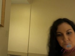 Enthousiasteling, Pijpbeurt, Bruinharig, Sperma, Voetbeurt, Kut duiken, Geschoren, Tieten likken