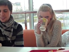 Dvojitá penetrácia, Hardcore, Na verejnosti