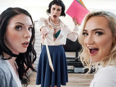 18 χρονον, Μαλακία με το δάχτυλο για γυναίκες, Λεσβία, Γλείψιμο, Δαντέλα, Ξυρισμένη, Κοκκαλιάρης, Βυζιά