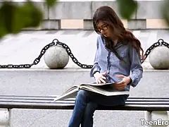 Brunetta, Sborrata, Venire in bocca, Hd, Leccata, Figa, Urlando, Ragazza