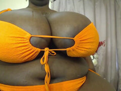 Africano, Bella grossa formosa, Nero, Cicciona, Matura, Tette naturali, Solo, Webcam