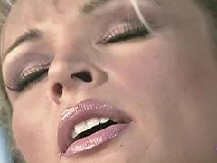 Baben, Stora tuttar, Blondin, Par, Fingering, Lesbisk, Utomhus, Tuttar