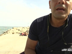 Amateur, Playa, Belleza, Morena, Masaje, Al aire libre, Público, Adolescente