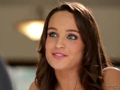 Brunette brune, Tir de sperme, Érotique, Seins naturels, Nénés